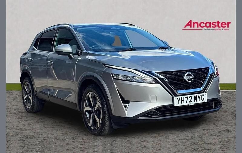 Silver Used 2022 Nissan Qashqai N-Connecta SUV | £19,475 (Fair price) - Image 1/4