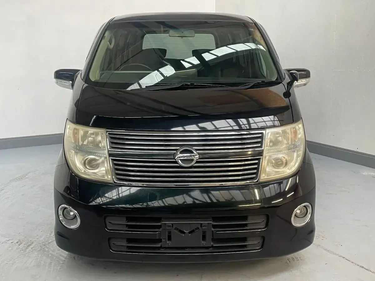 Used Nissan Elgrand 2007 Black MPV