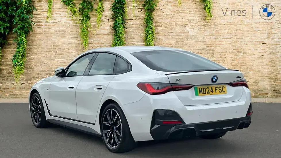 Used BMW i4 M Sport 207 kW (282 HP) 2024 White Sedan