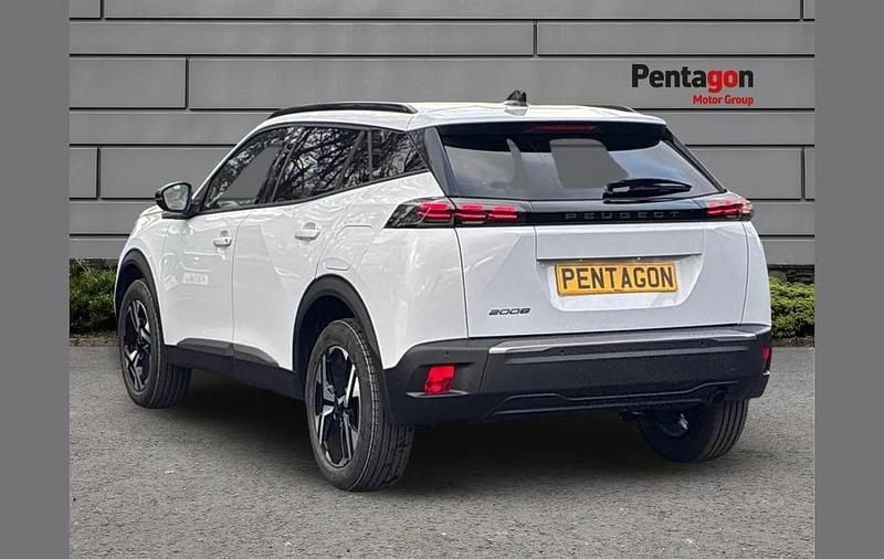 New Peugeot 2008 Allure 100 HP (73 kW) 2026 White SUV