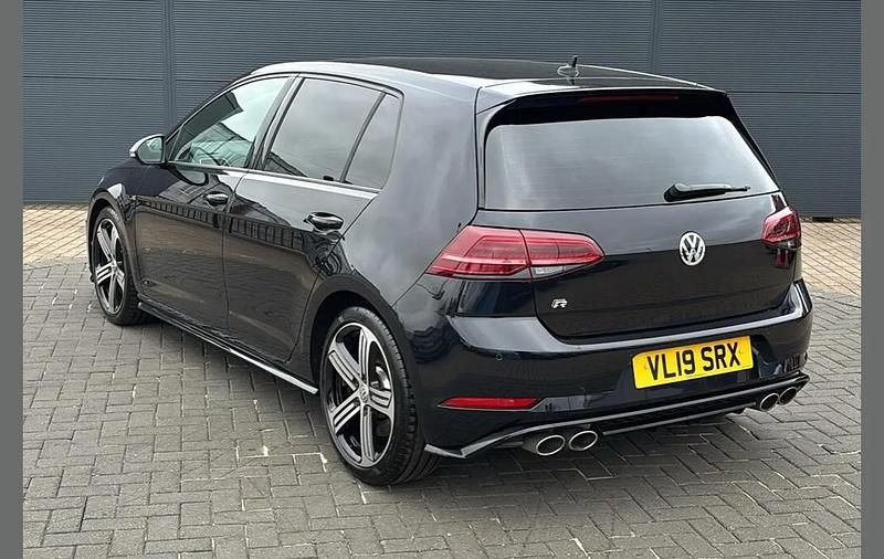 Used VW Golf VII R 300 HP (220 kW) 2019 Black Hatchback