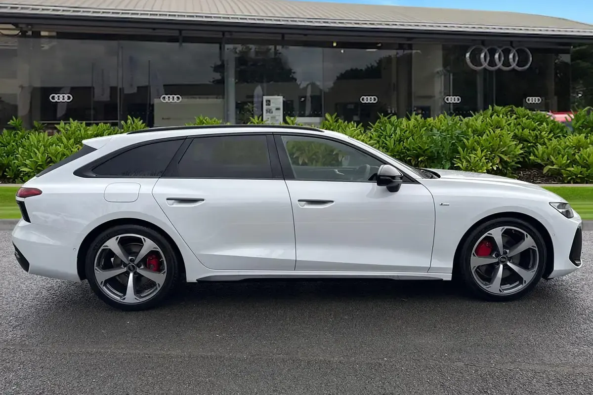 New Audi A6 Advanced 204 HP (150 kW) 2026 White Estate