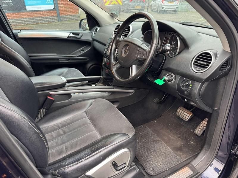 Used Mercedes ML320 2008 Blue SUV