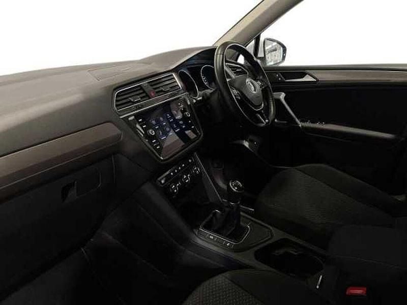 Used VW Tiguan Allspace SE 150 HP (110 kW) 2019 White SUV