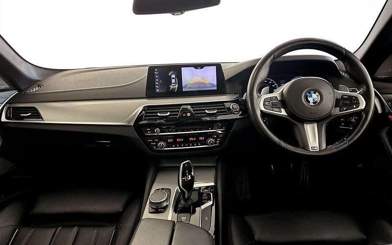 Used BMW 530 M Sport 252 HP (185 kW) 2019 Grey Sedan