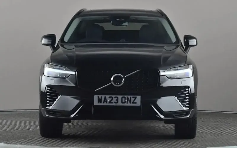Używany Volvo XC60 Ultimate 455 KM (334 kW) 2023 Czarny SUV