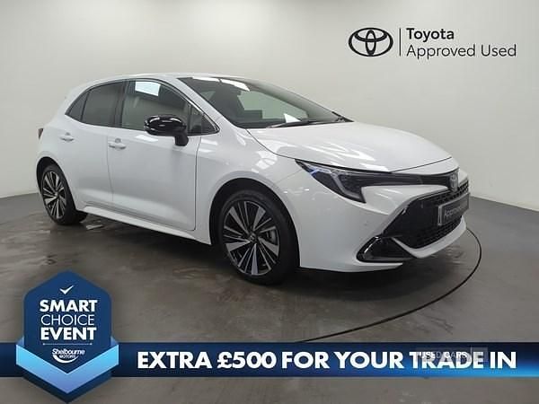 White New 2025 Toyota Corolla Design Hatchback | £27,589 (Fair price) - Image 1/4