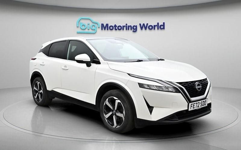 Used Nissan Qashqai N-Connecta 140 HP (102 kW) 2023 White SUV