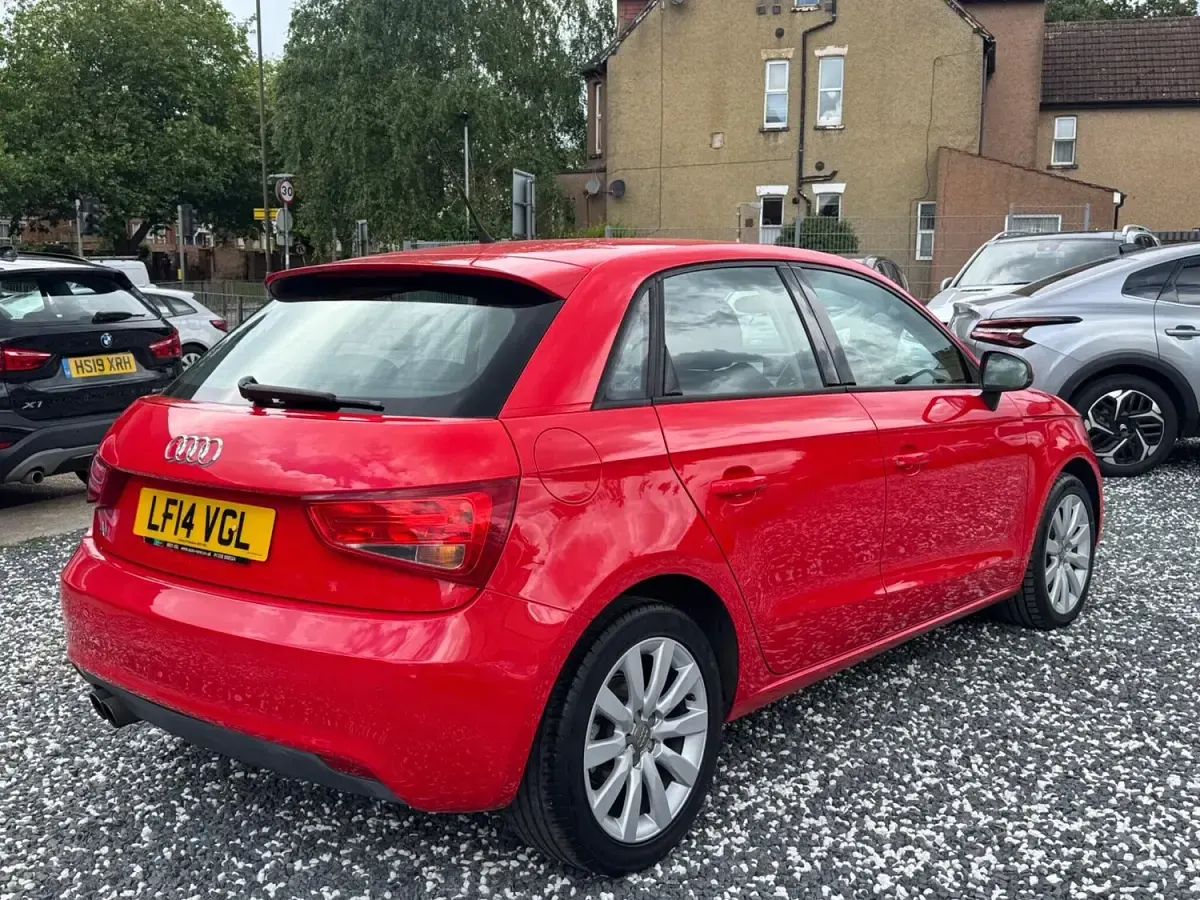 Used Audi A1 Sport 122 HP (89 kW) 2014 Red Hatchback