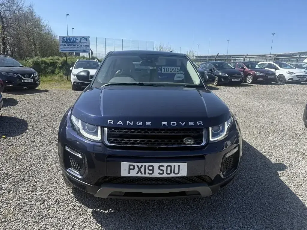 Used Land Rover Range Rover evoque SE 240 HP (176 kW) 2019 Blue SUV