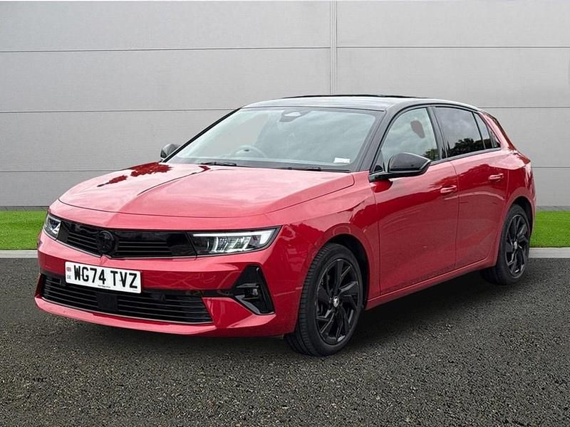 Used Vauxhall Astra 130 HP (95 kW) 2024 Red Hatchback