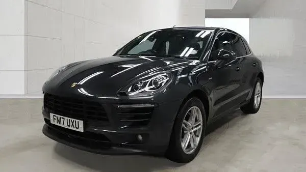 Used Porsche Macan S Diesel 258 HP (189 kW) 2017 Grey SUV