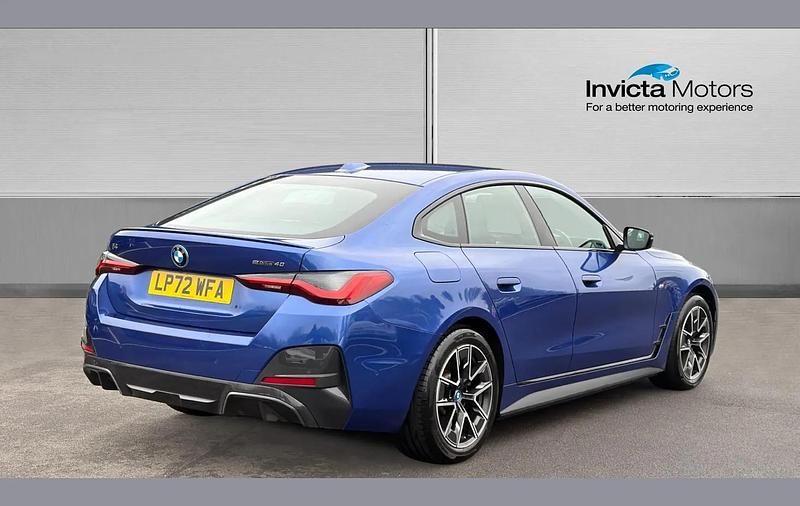 Used BMW i4 M Sport 250 kW (340 HP) 2023 Portimao blue Sedan