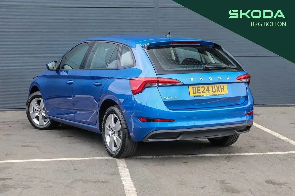 Used Skoda 110 R SE 81 HP (59 kW) 2024 Race blue metallic Estate