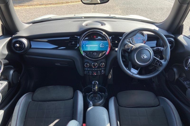 Used Mini Cooper S Sport 192 HP (141 kW) 2021 Silver Hatchback