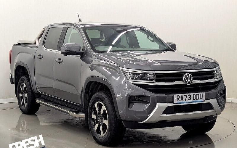 Mid grey Used 2023 VW Amarok Style Pickup | £31,290 (Fair price) - Image 1/4