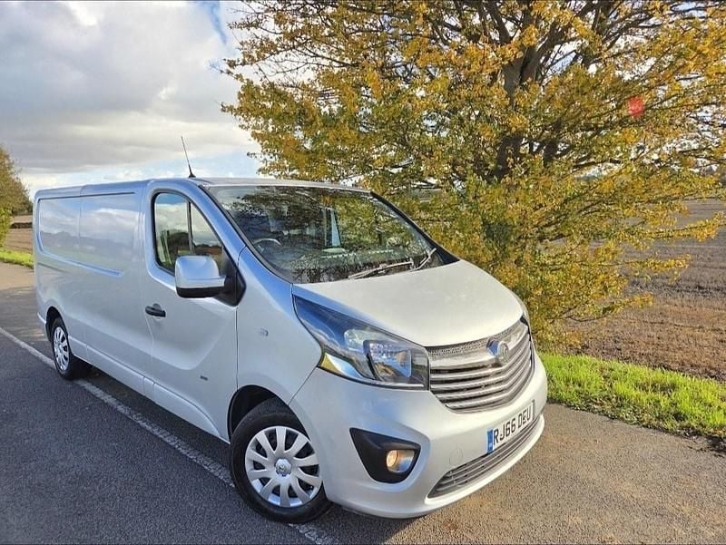 Used Vauxhall Vivaro Sportive 2016 Silver MPV