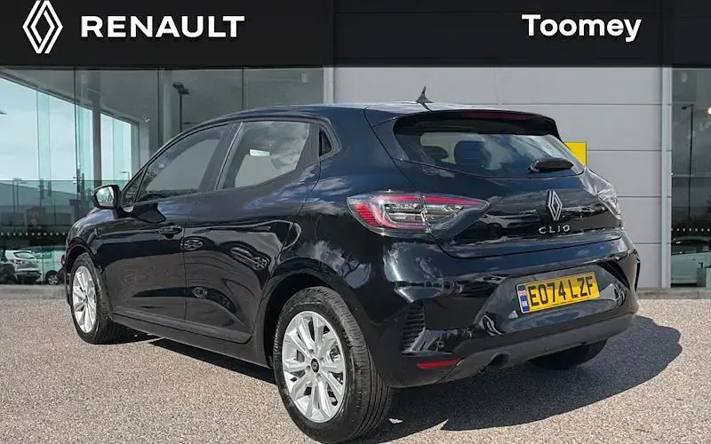 Used Renault Clio Evolution 90 HP (66 kW) 2024 Black Hatchback