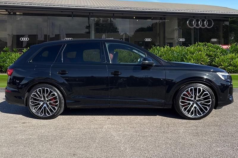 Usado Audi SQ7 Comfort 507 CV (372 kW) 2026 Negro SUV