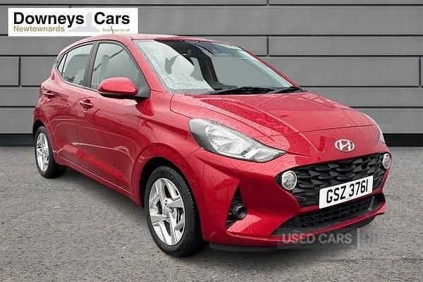 Used Hyundai i10 SE 67 HP (49 kW) 2022 Red Hatchback