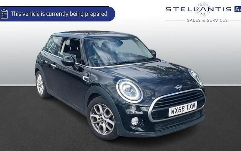 Used Mini Cooper Classic 136 HP (100 kW) 2021 Hatchback