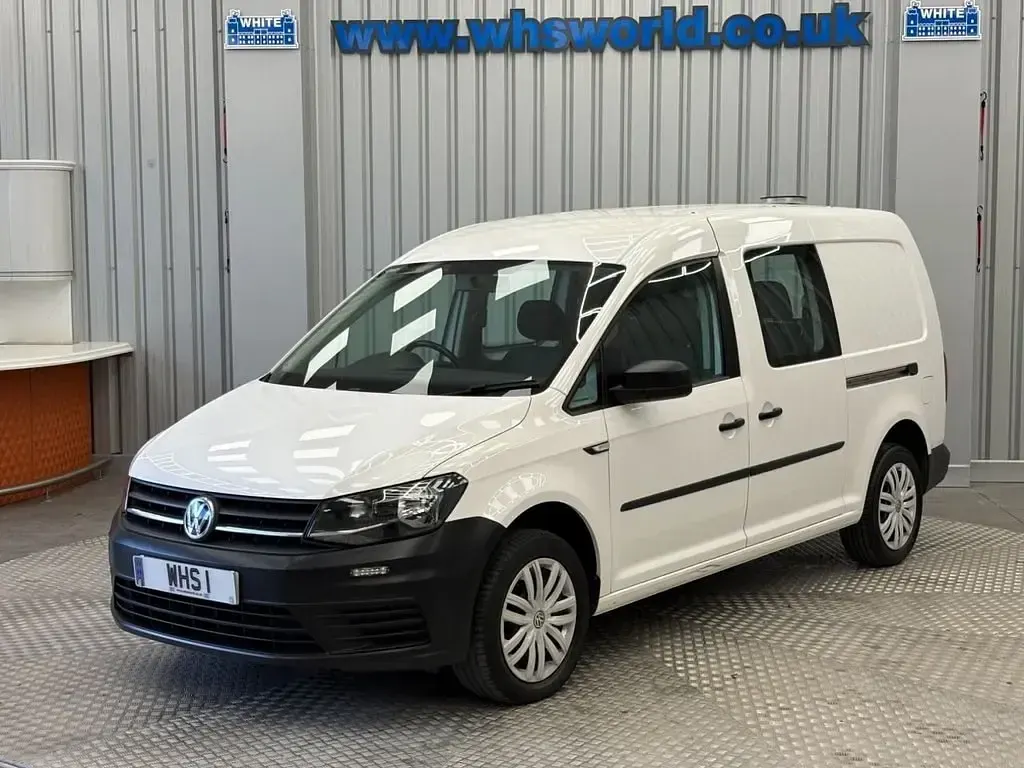 Begagnad VW Caddy Maxi 102 HK (75 kW) 2020 Vit Minibuss