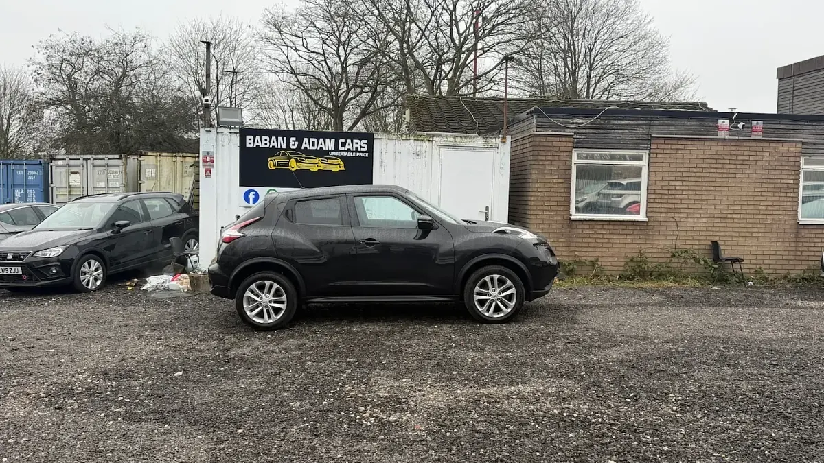 Used Nissan Juke N-Connecta 2017 Black SUV