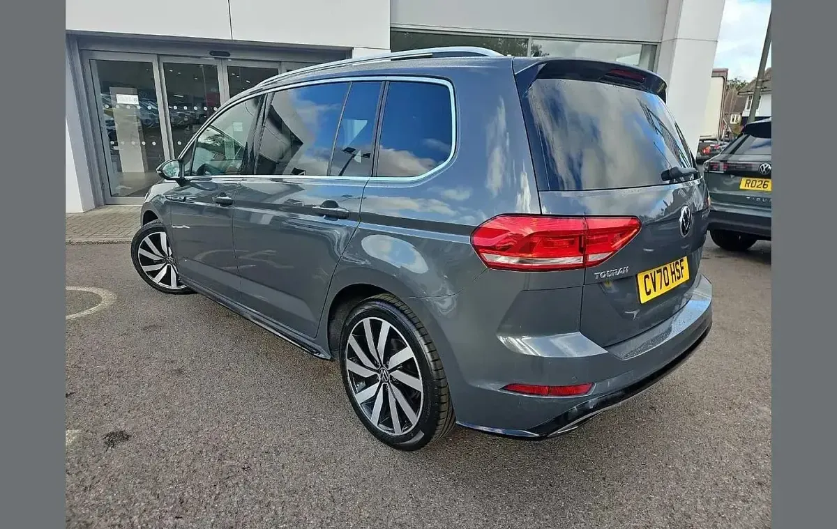 Used VW Touran R-line 150 HP (110 kW) 2020 Grey MPV