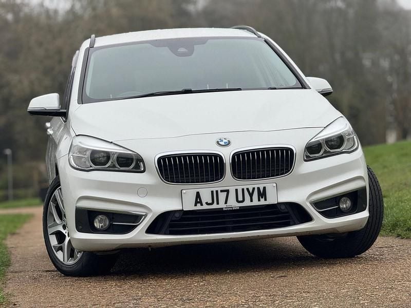 Used BMW 220 Luxury Line 190 HP (139 kW) 2017 White Estate