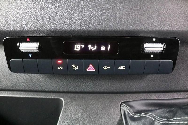 Used Mercedes Sprinter Premium 150 HP (110 kW) 2023 White Van