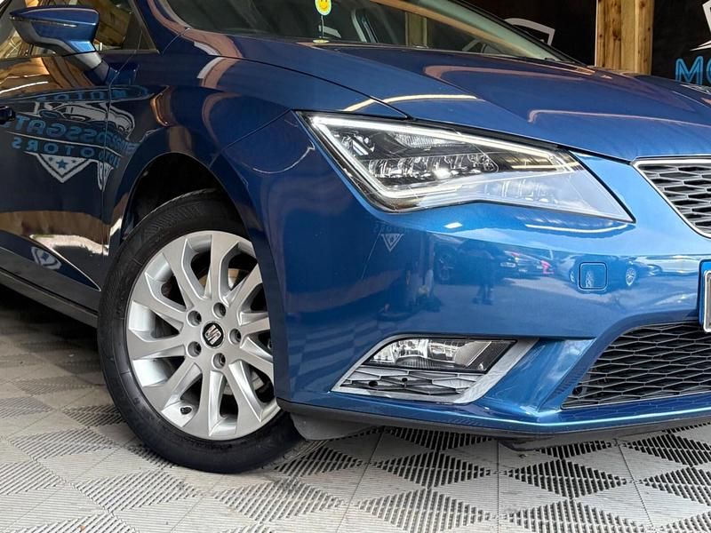 Used Seat Leon SE 110 HP (80 kW) 2015 Blue Hatchback