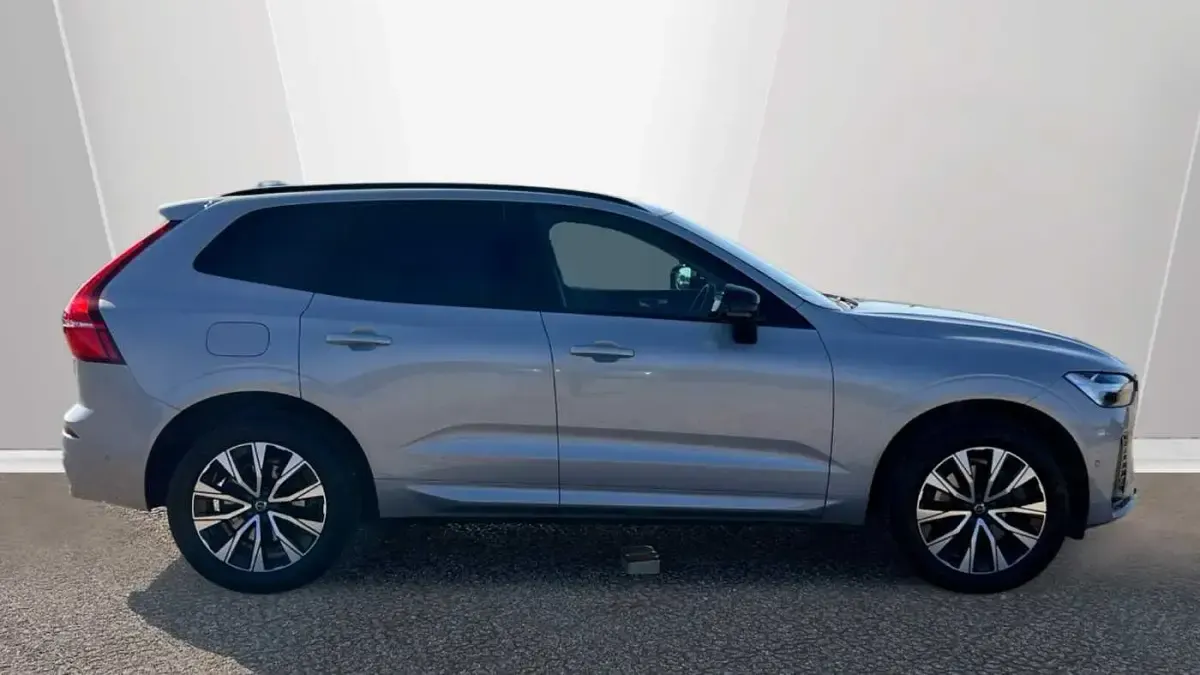 Used Volvo XC60 Plus 247 HP (181 kW) 2024 SUV