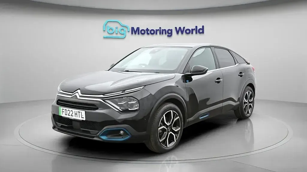 Usado Citroën e-C4 Shine 100 kW (136 HP) 2022 Citadino