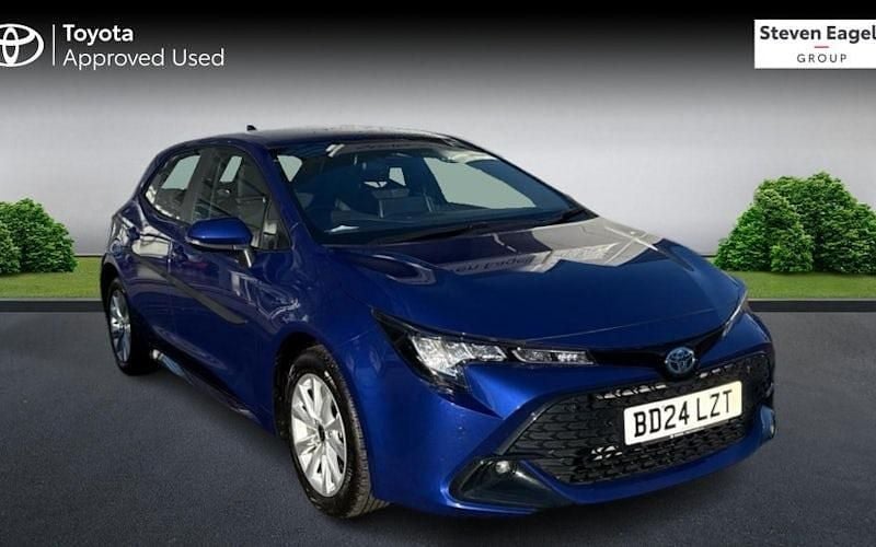 Used 2025 Toyota Corolla Hatchback | £23,924 (Fair price) - Image 1/3