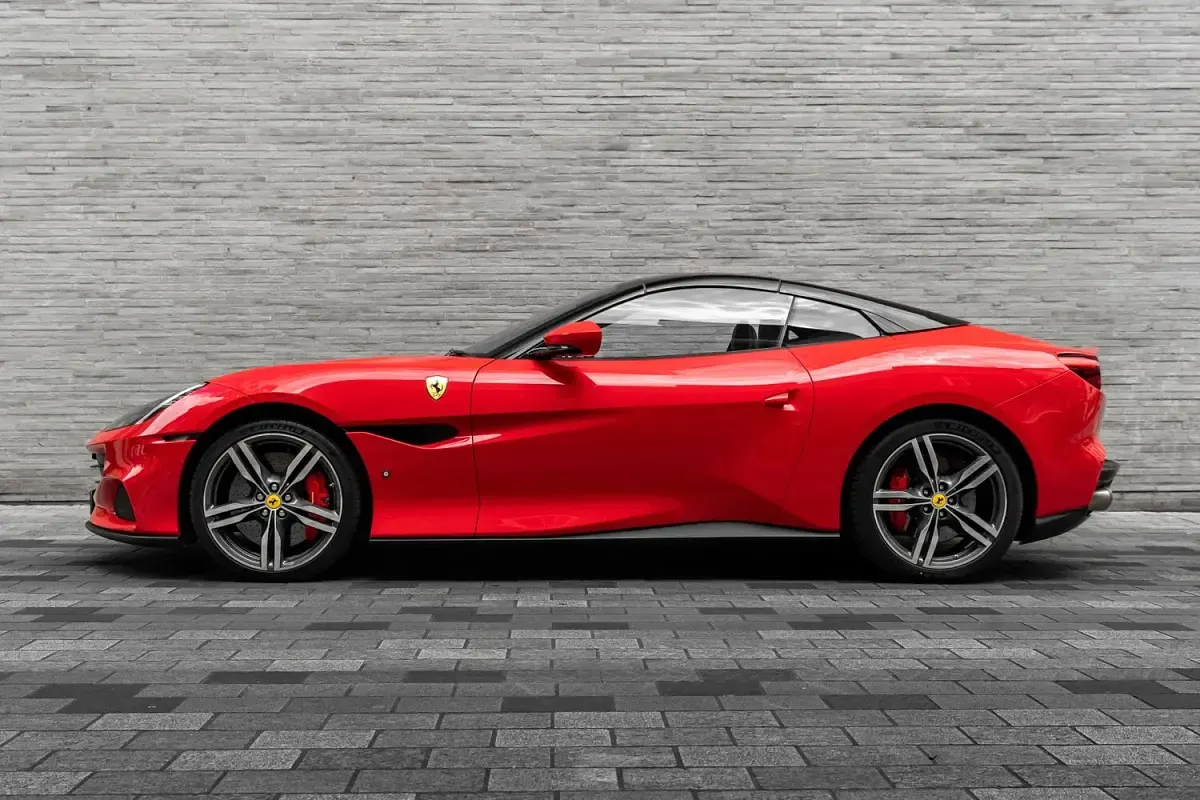 Used Ferrari Portofino 620 HP (456 kW) 2022 Red Cabriolet