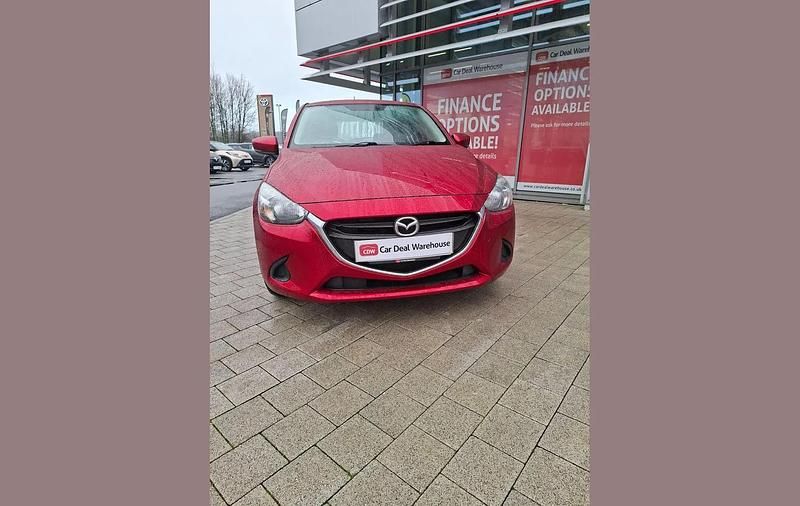 Used Mazda 2 73 HP (53 kW) 2018 Red Hatchback