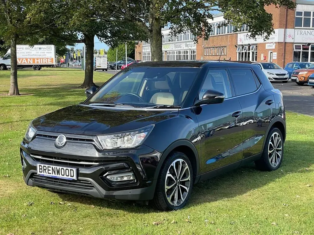 Used SsangYong Tivoli 128 HP (94 kW) 2020 Black SUV