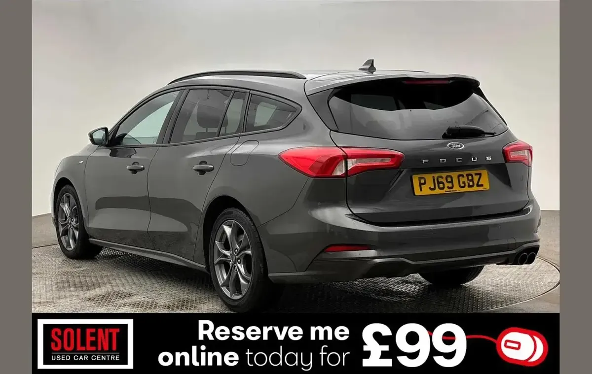 Used Ford Focus ST-Line 117 HP (86 kW) 2020 Grey Estate