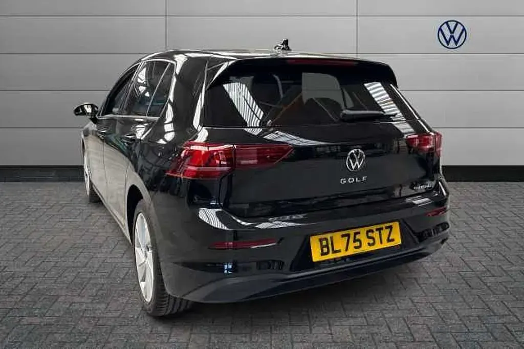 Used VW Golf VIII Match 204 HP (150 kW) 2026 Black Hatchback