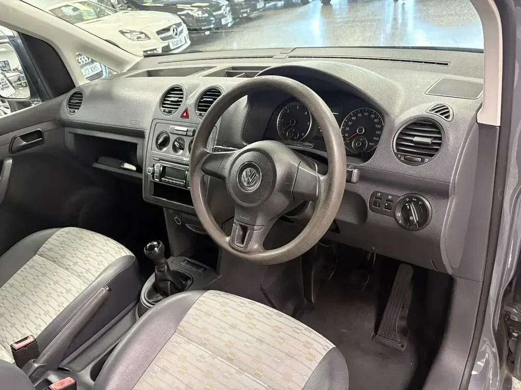 Used VW Caddy Maxi 102 HP (75 kW) 2012 Grey MPV