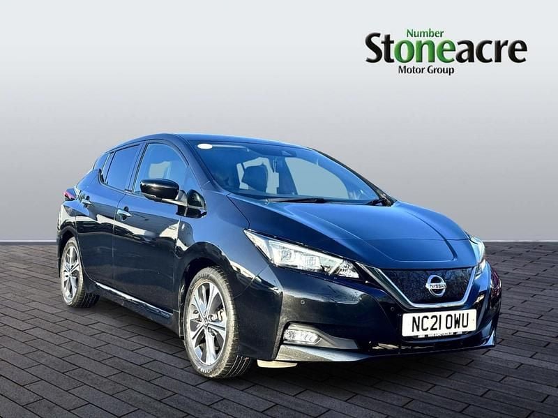 Black Used 2021 Nissan Leaf Tekna Hatchback | £10,300 (Fair price) - Image 1/4