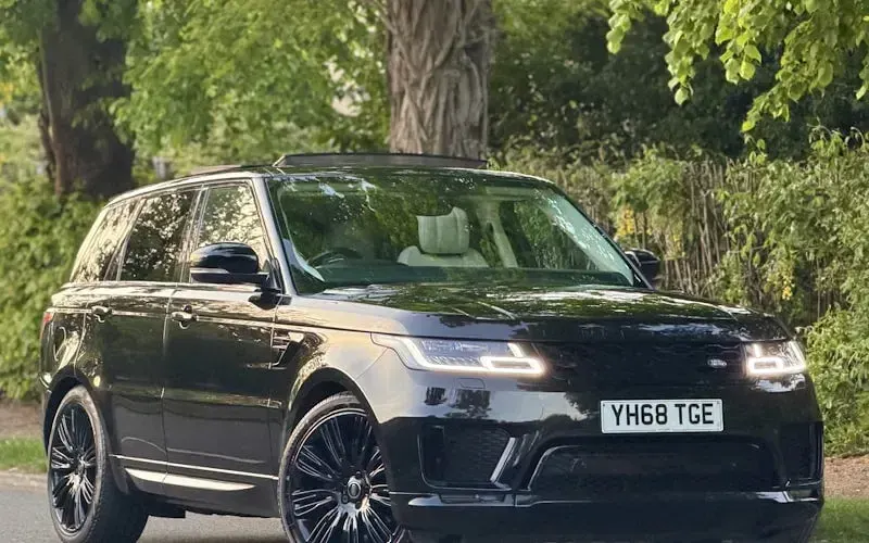 Second-hand Land Rover Range Rover Sport HSE Dynamic 306 CP (225 kW) 2020 SUV