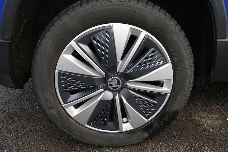 Gebraucht Skoda Karoq SE Drive 113 PS (83 kW) 2023 Blau SUV