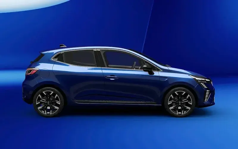 New Renault Clio Techno 90 HP (66 kW) 2026 Special metallic  iron blue  Hatchback