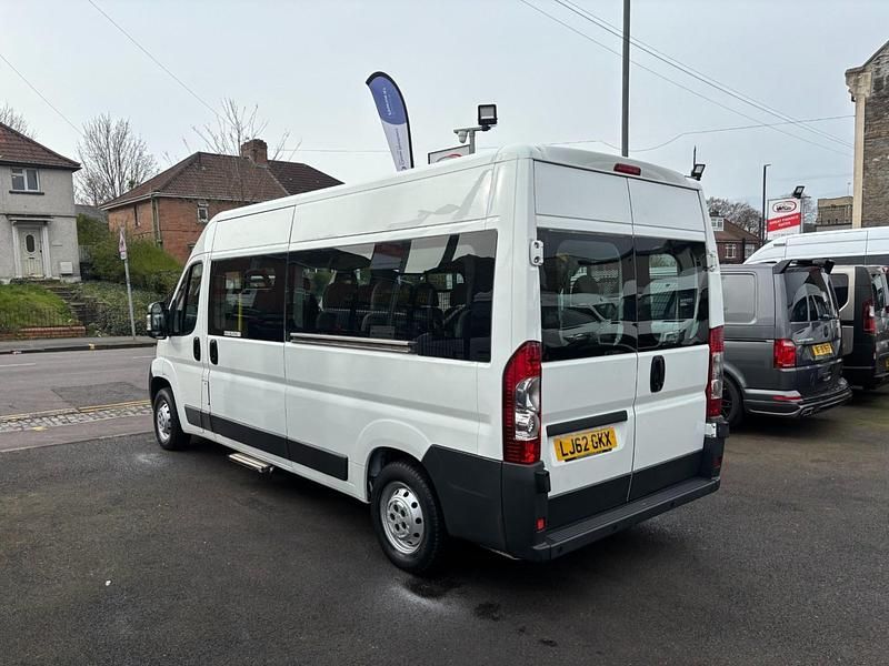Used Citroën Relay 130 HP (95 kW) 2012 White Van