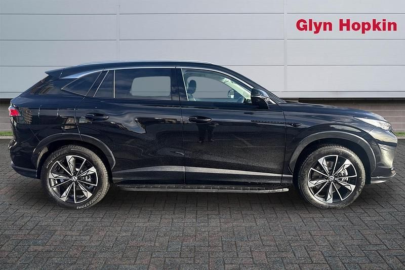 New MG HS SE 2025 Black SUV