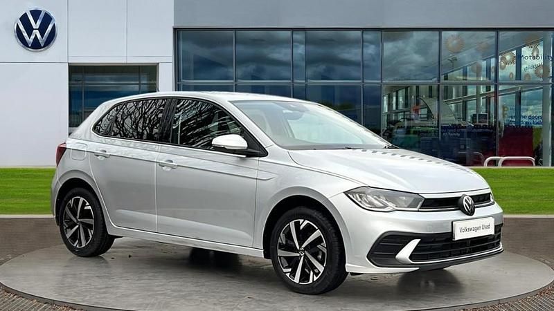 Used VW Polo Match 95 HP (69 kW) 2025 Reflex silver metallic Hatchback