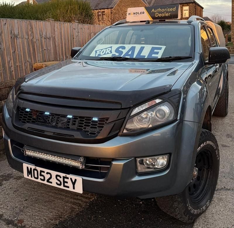 Grey Used 2014 Isuzu D-Max Pickup | £8,995 (Super price) - Image 1/4