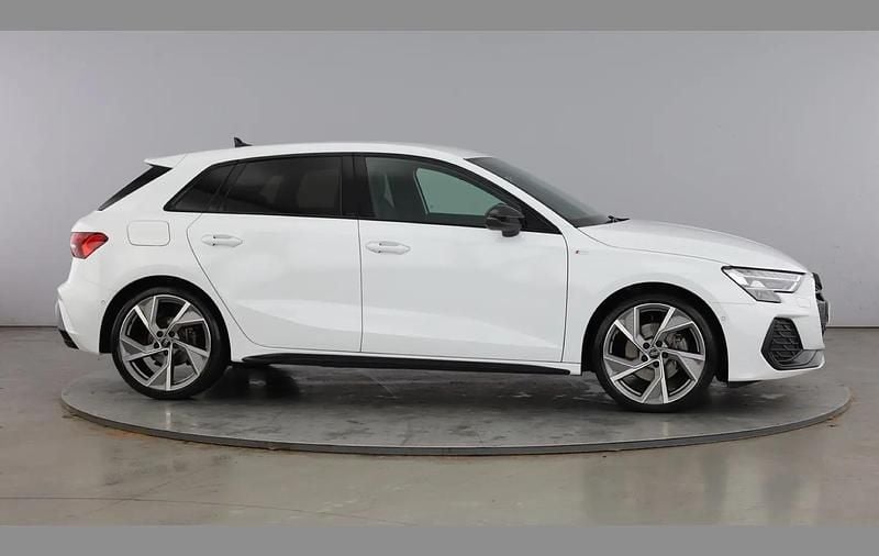 Used Audi A3 Black Edition 150 HP (110 kW) 2025 White Hatchback