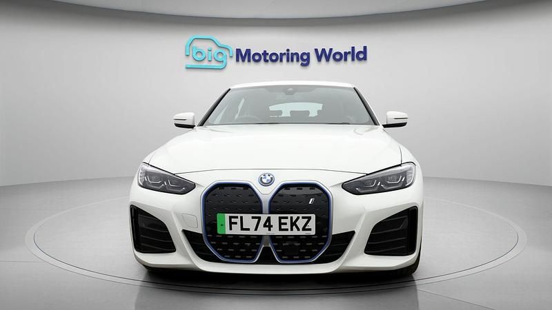 Used BMW i4 M Sport 250 kW (340 HP) 2024 White Sedan
